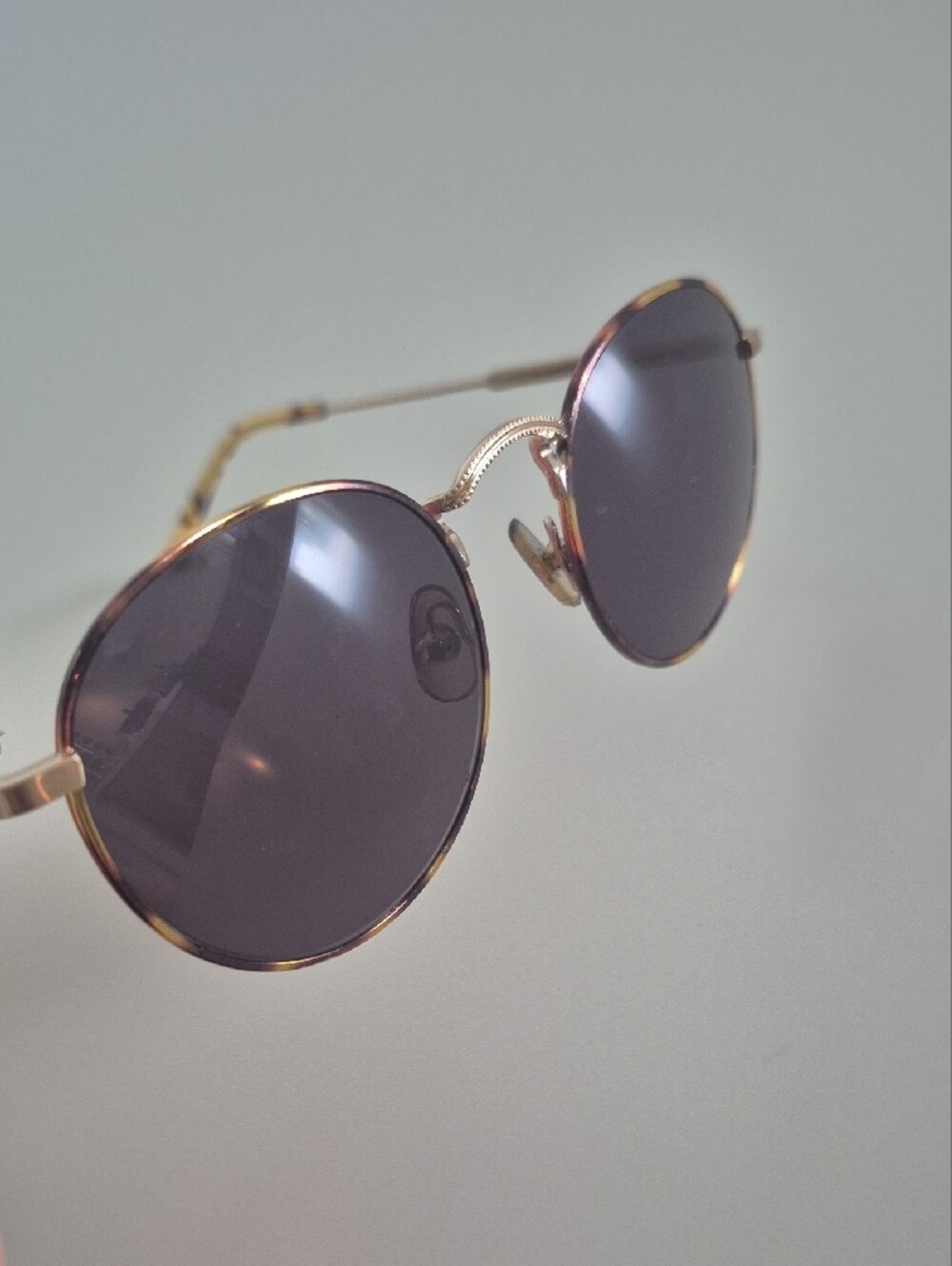 NWOT Crap Eyewear - Round Light Tortoiseshell Frame Sunglasses with Gold Accents - Picture 8 of 16